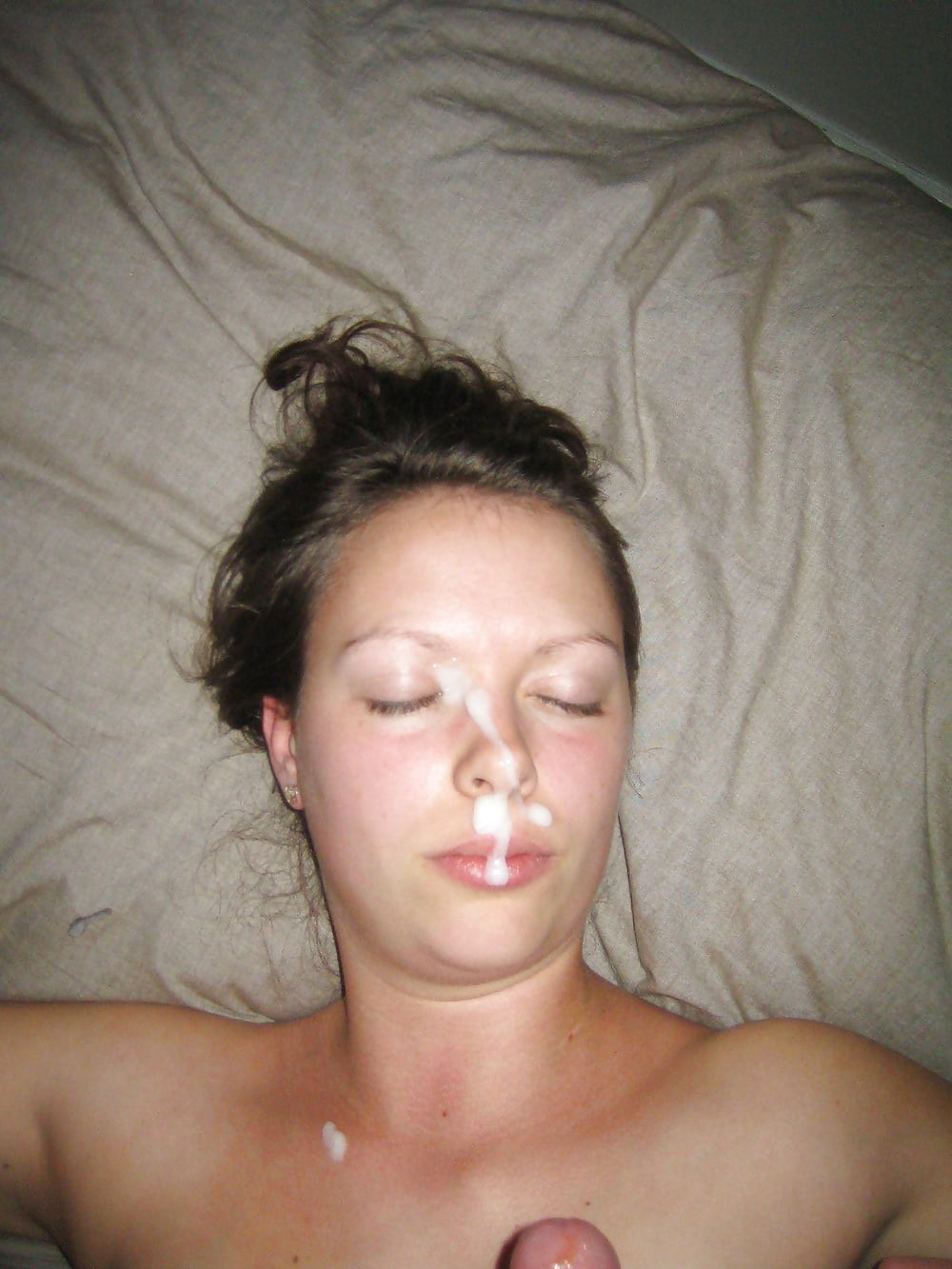 Free Teen Slut please Her Boytoy photos