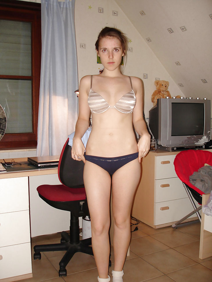 Free SWEET YOUNG AMATEUR REDHEAD photos