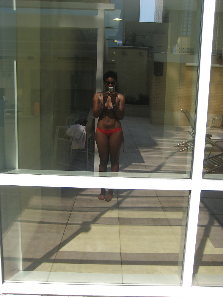 Free From Head To Toe 1 photos