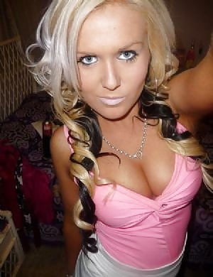 Free Amateur girls, Chavs, teens, bimbos, sluts photos