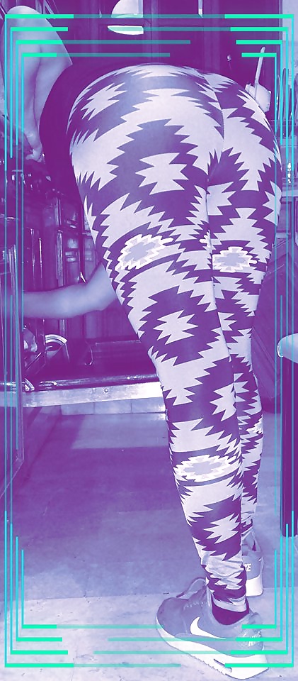 Free EN LICRA PARANDO VERGAS photos