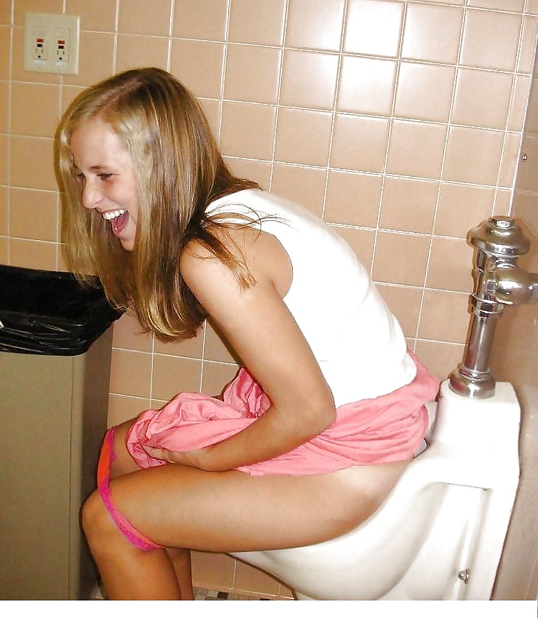 Free Panties down in toilet photos