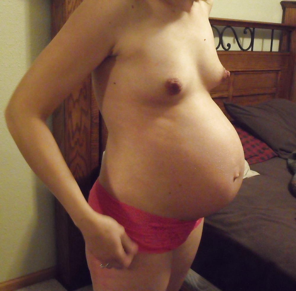 Free Pregnant wife 2 photos