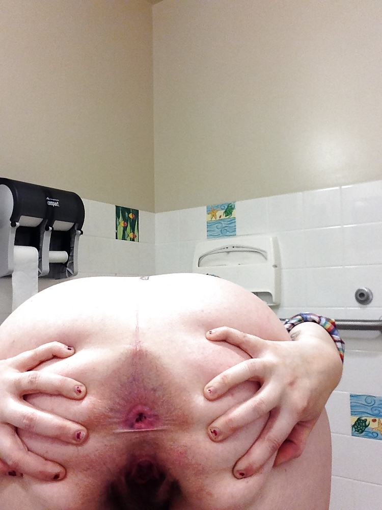 Free My whore's ass and asshole photos