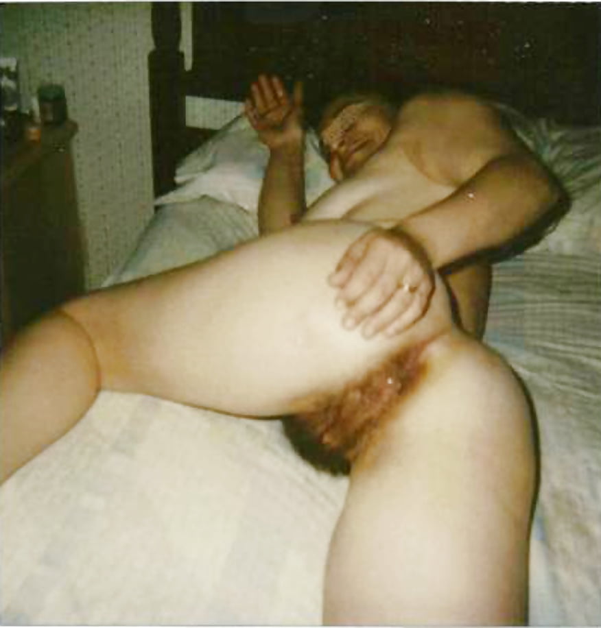 Free Hairy, hairy chicks photos