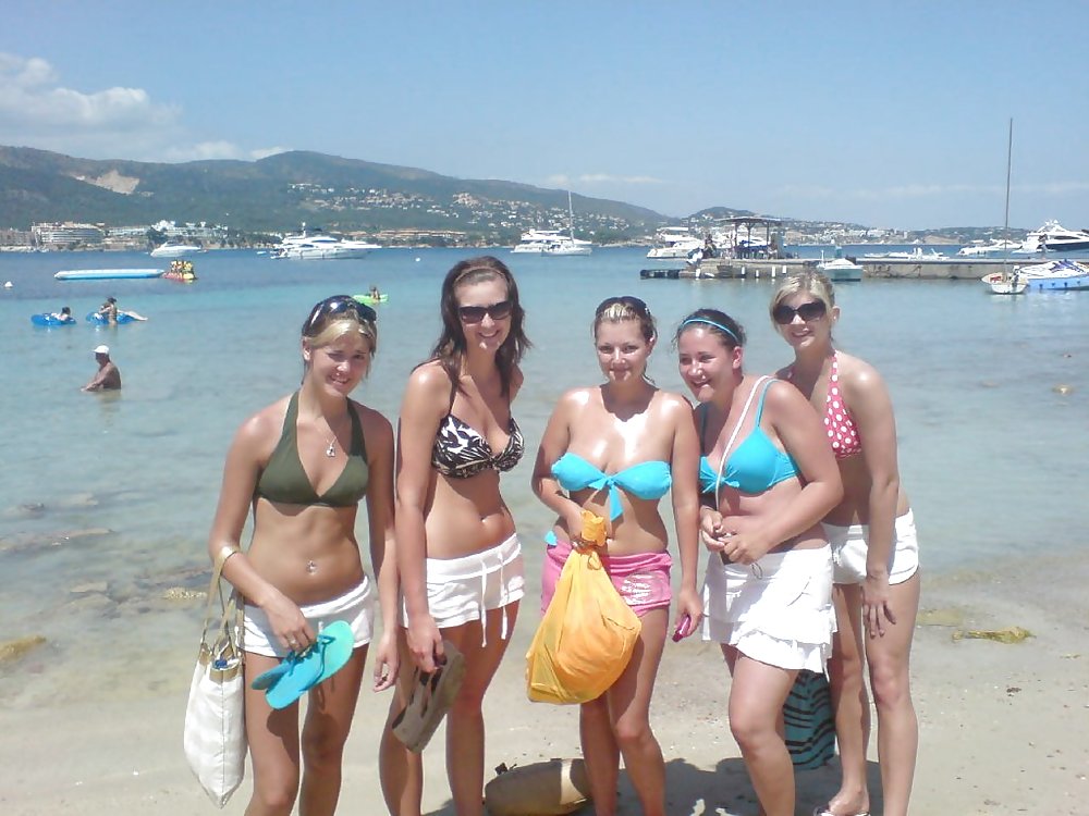 Free bikini amateurs photos