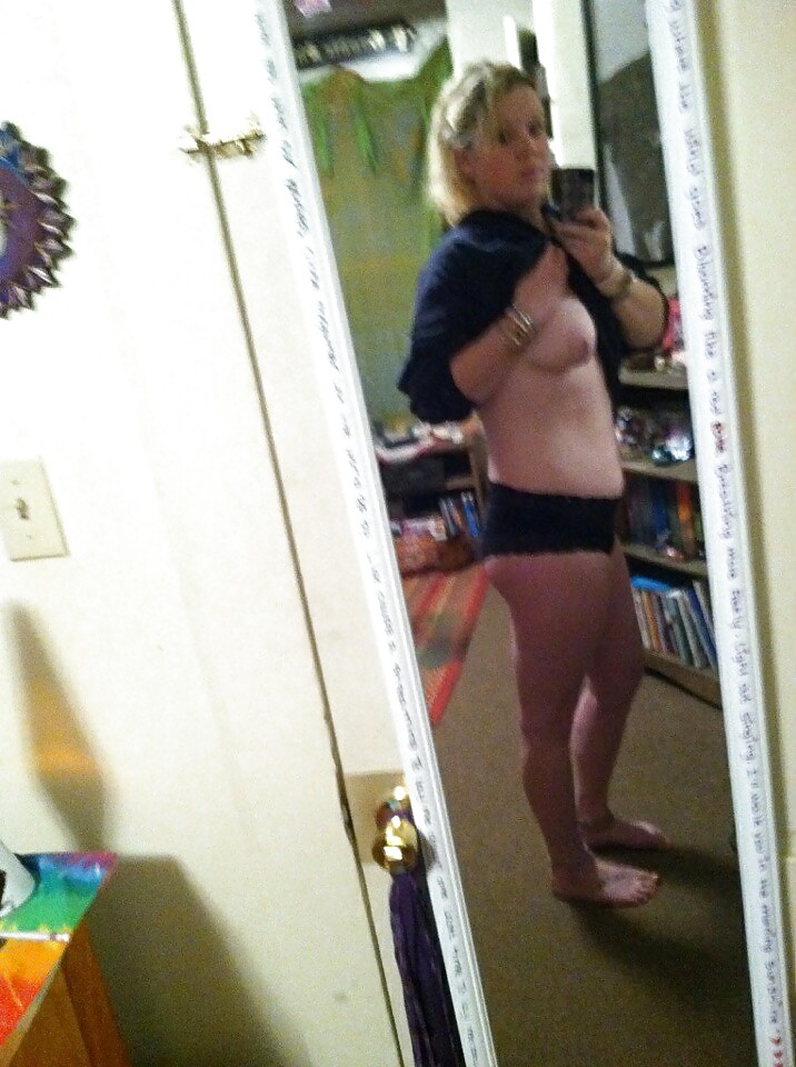 Free MaggieMMM From SmutDates.com photos