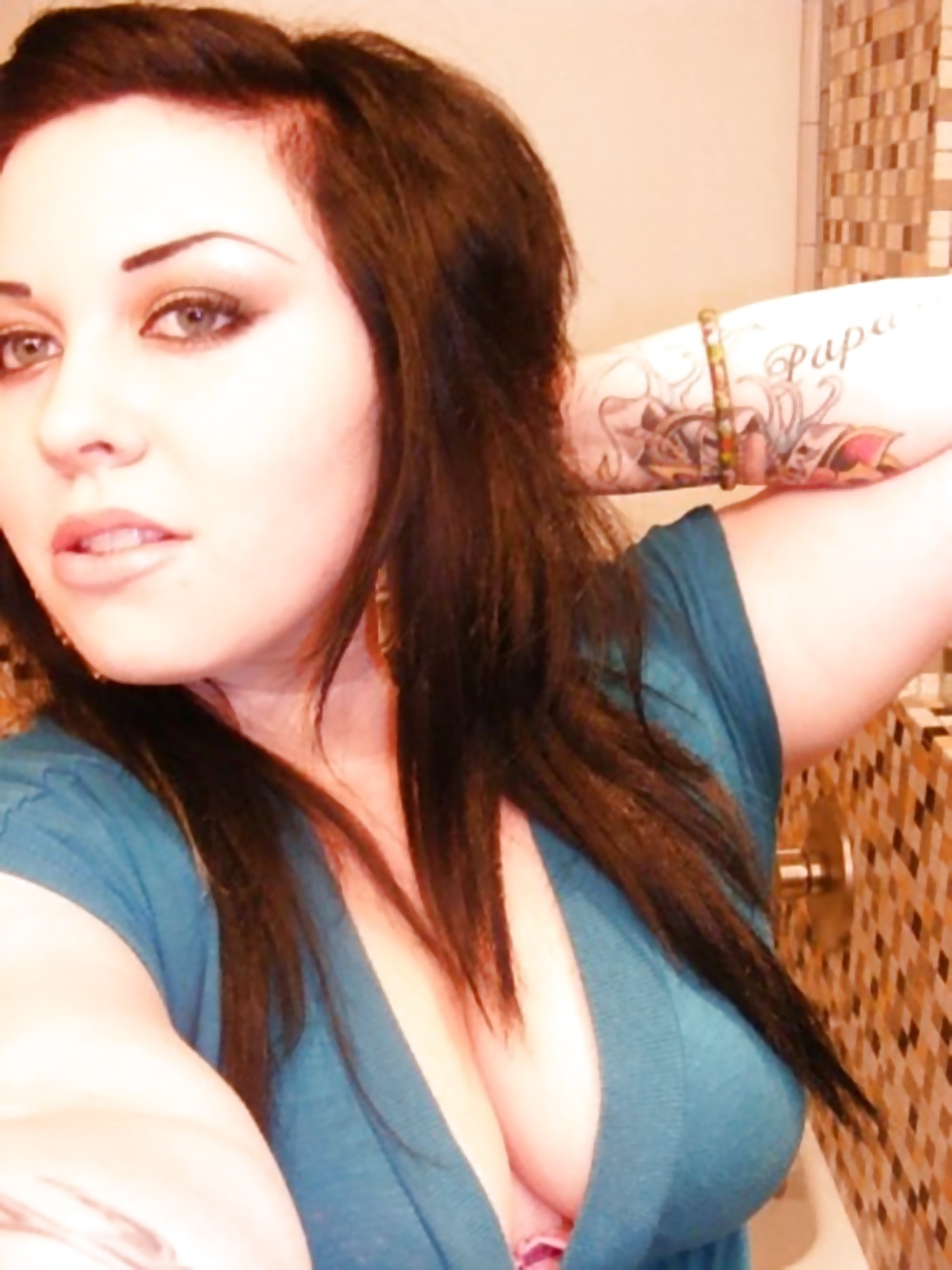 Free Amateurs Set 194 photos