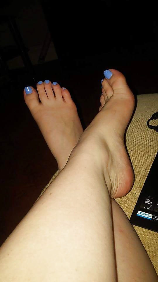 Free Red and Blue toes, Heels, Feet and Sexy Soles photos