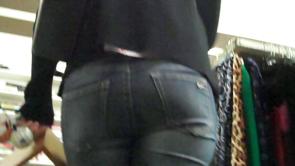 Free Following her ass and butt in jeans photos