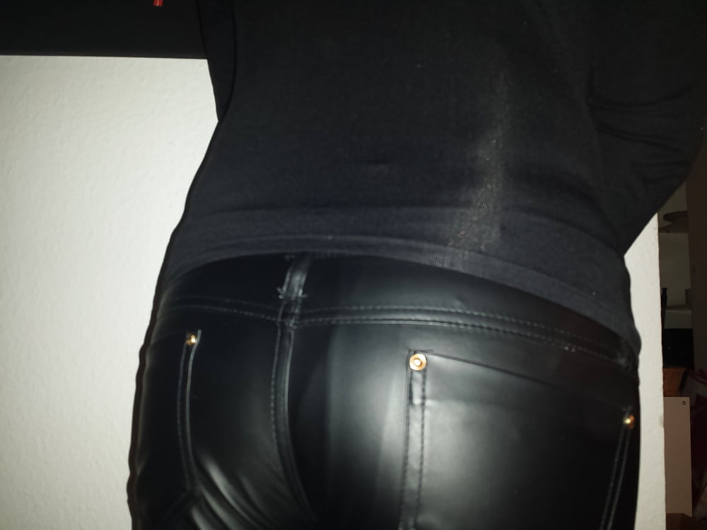 Free new leatherpants for sissy time photos