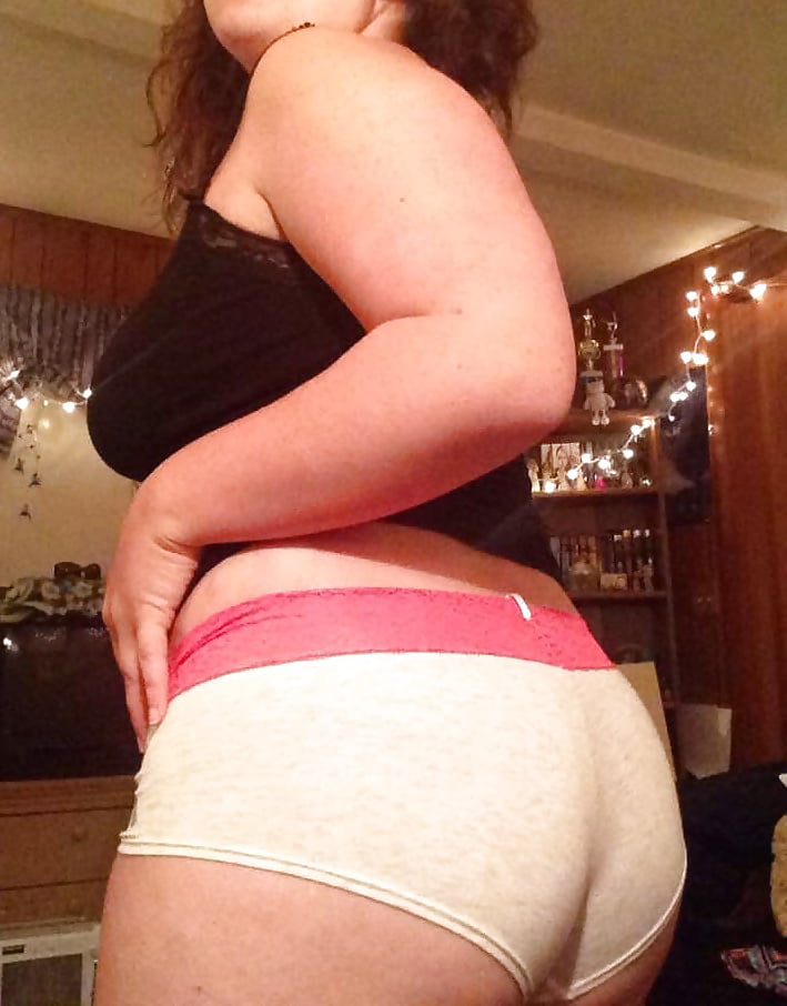 Free Teen PAWG Showing Off!! photos