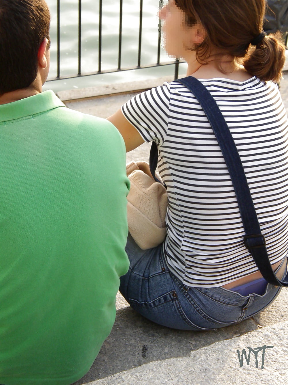 Free Voyeur.Candid.9 (2) photos