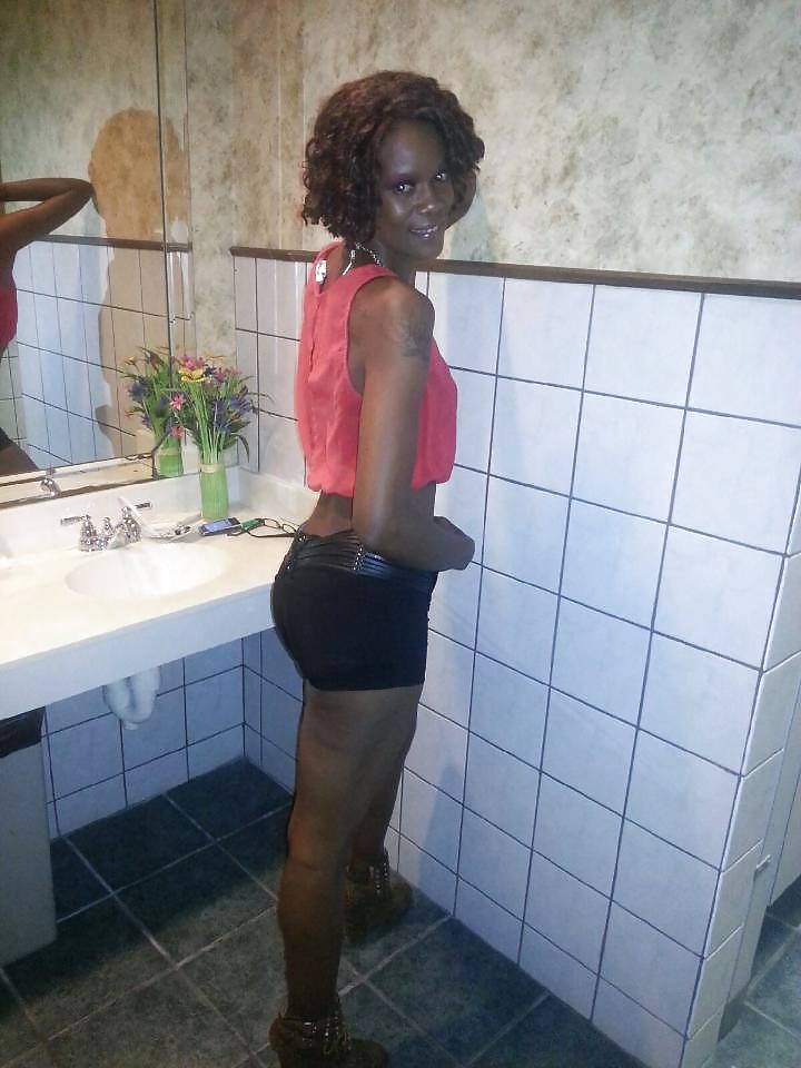 Free Freaky Mom 5 photos