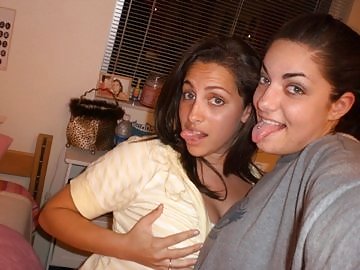 Free College Girls! photos