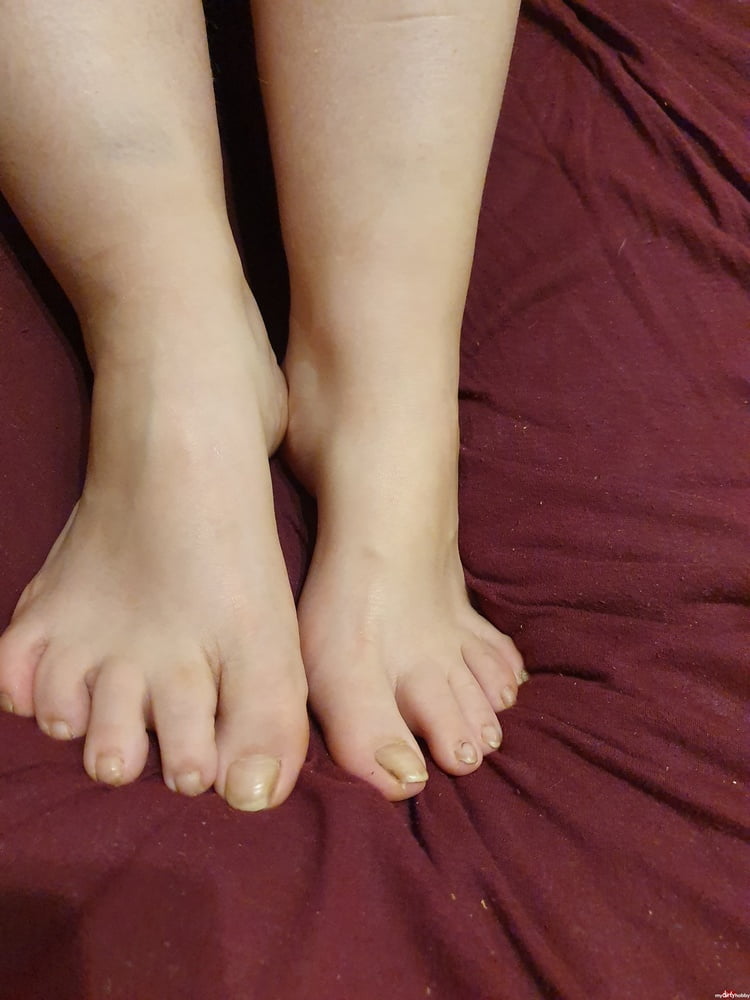 Free gf feet photos