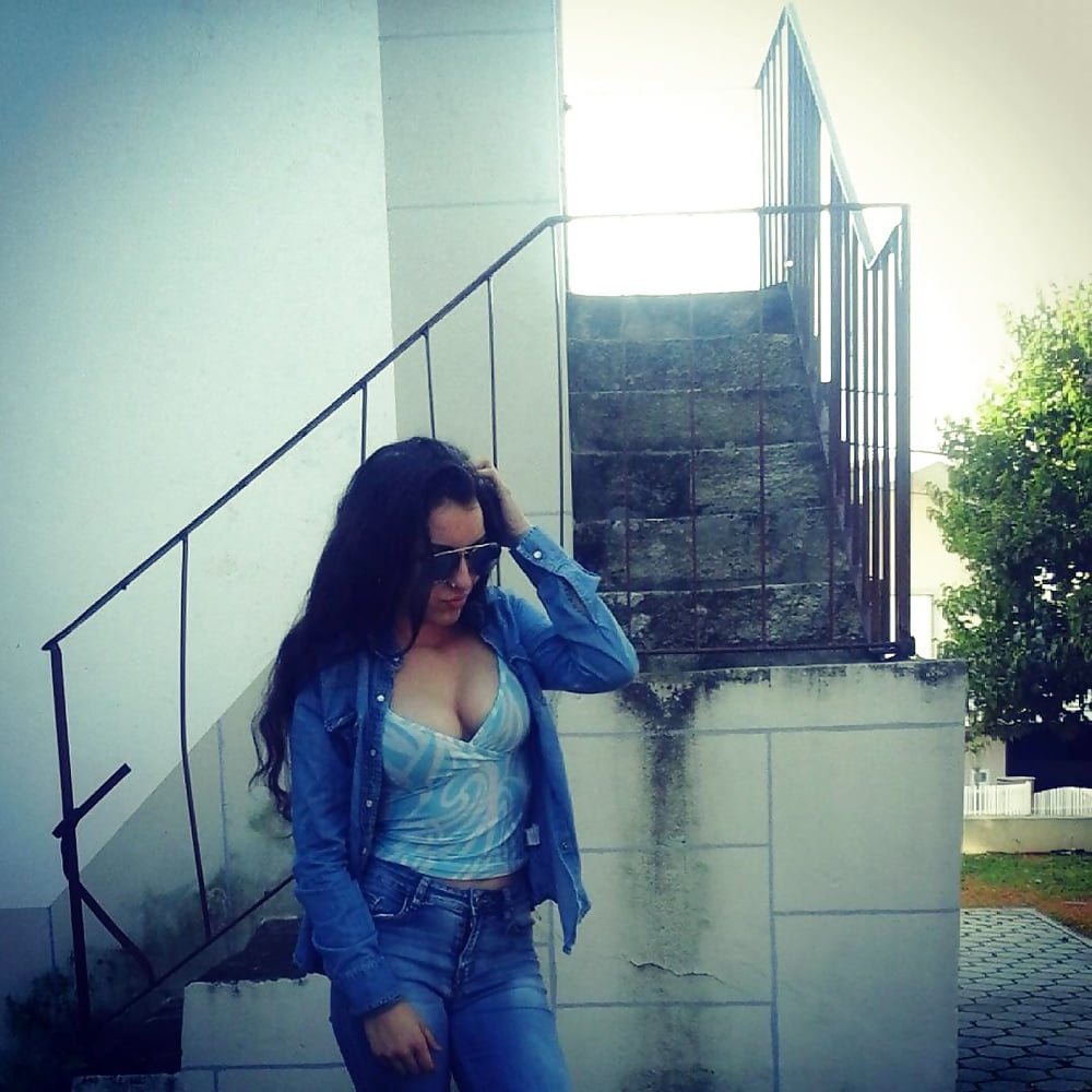 Free Instagram Slut Luciana photos