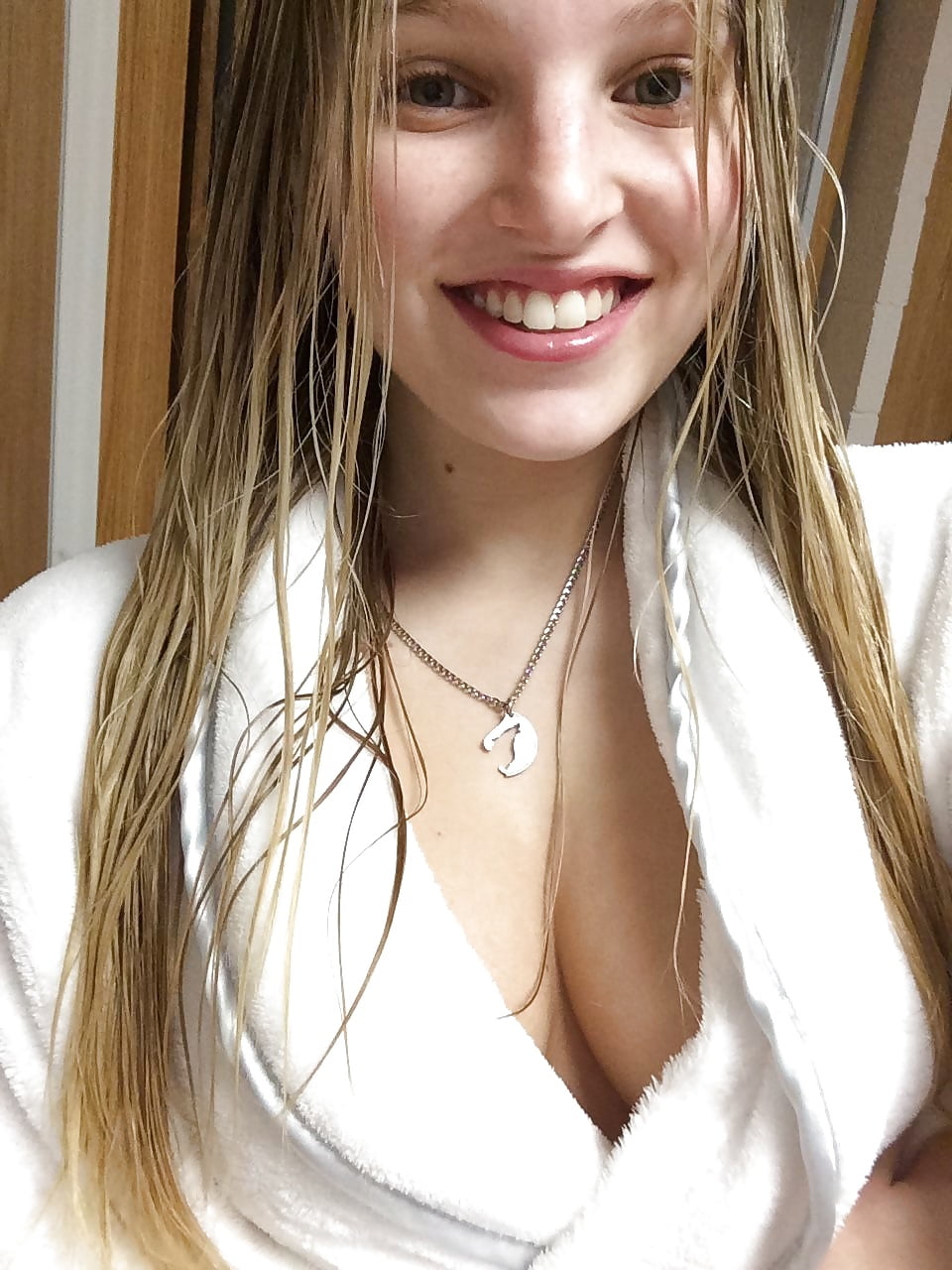 Free Nicky - preview photos