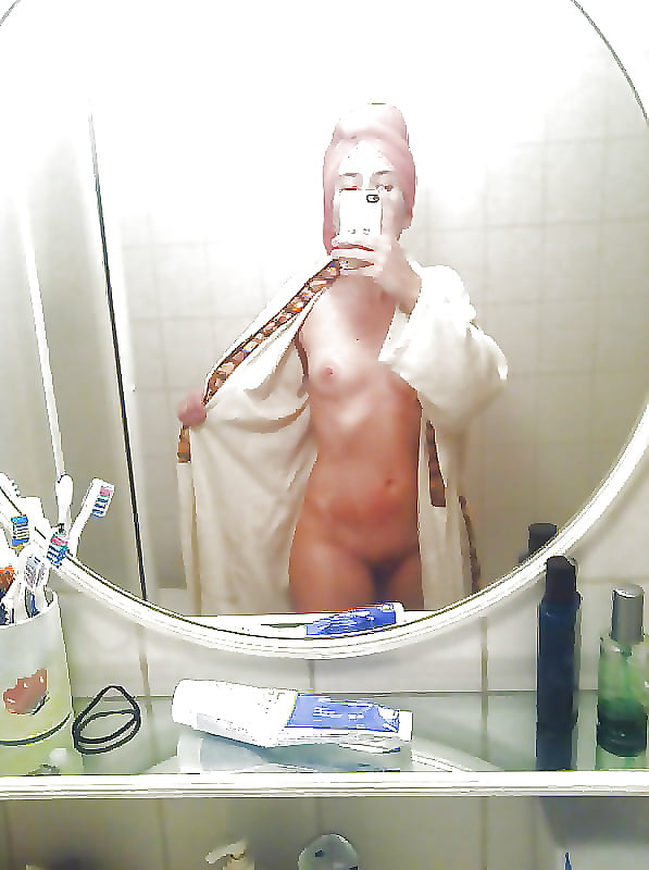 Free Selfie Amateurs! - vol 266! photos