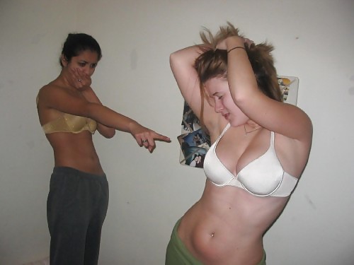 Free Bra Babes 99 photos