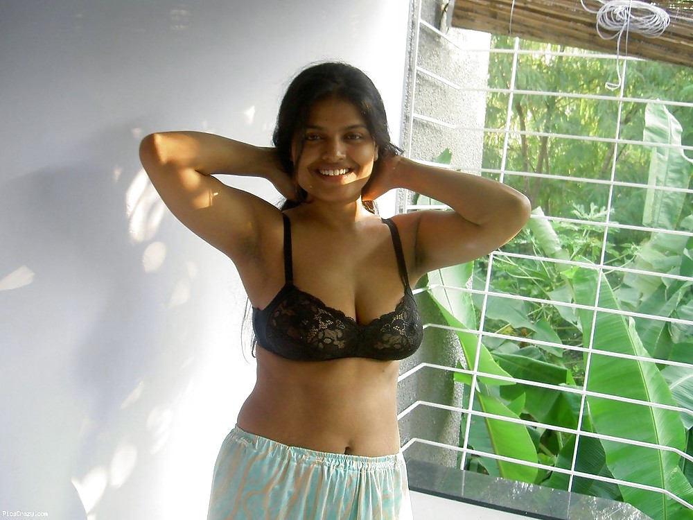 Free GOOD INDIAN GIRLS III photos