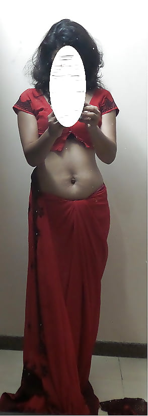 Saree girl nude