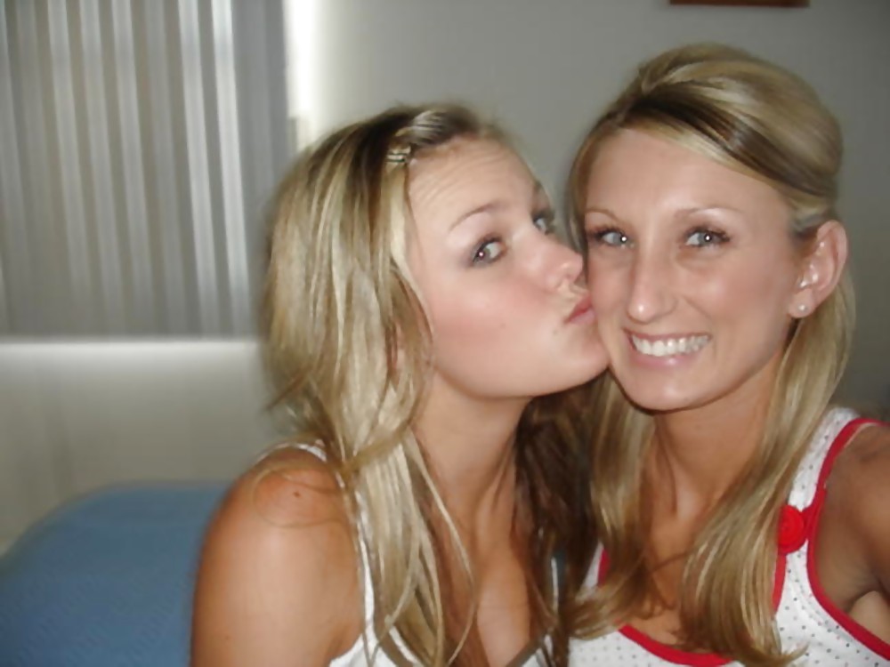 Free Pretty Amateur Typhanie 3 photos