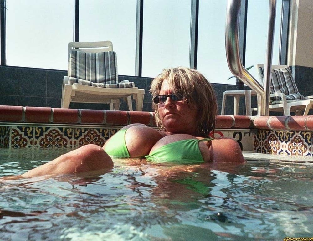 Free Big Tits Big Ass Amateur Mature MILF - Wife - Gilf - Granny photos