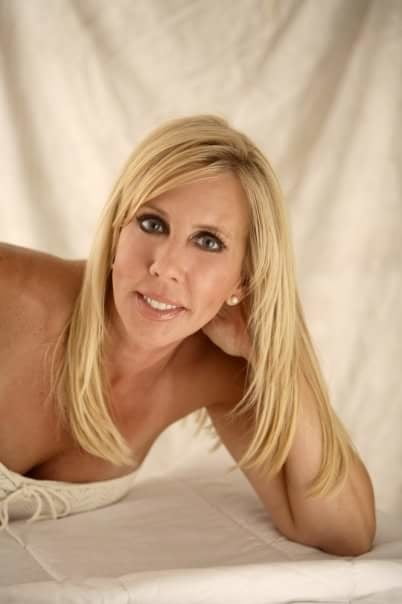 Celebrity Boobs Vicki Gunvalson 139 Pics 2 Xhamster 