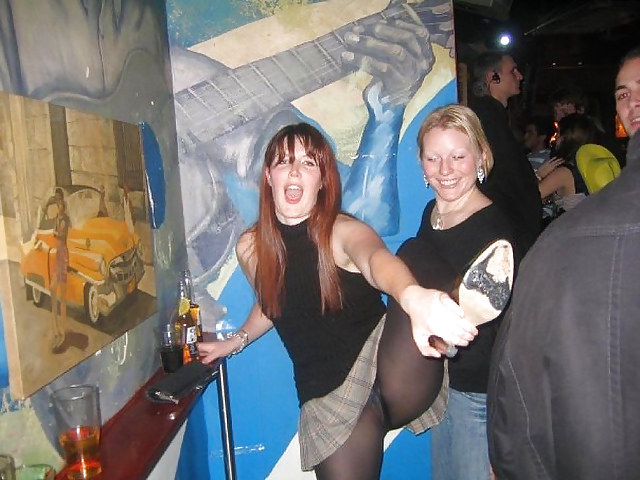 Free Upskirts in black II photos