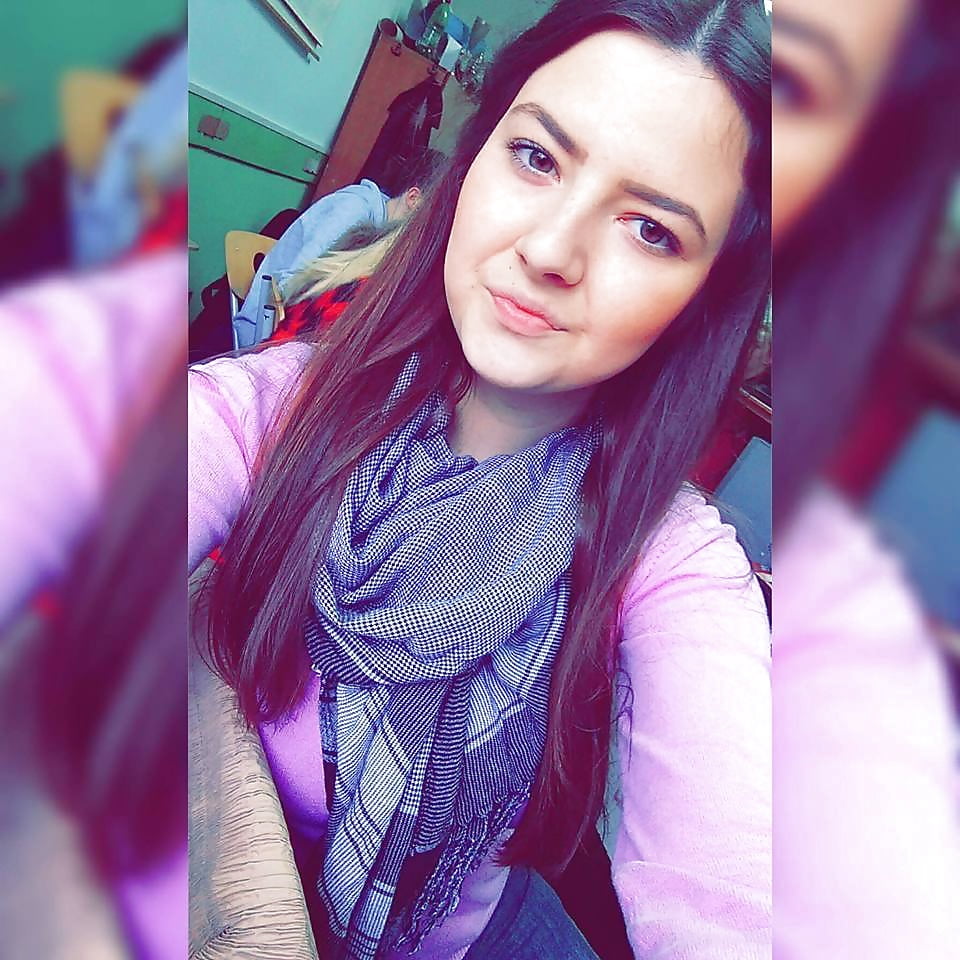 Free Andjela Teen Serbia photos