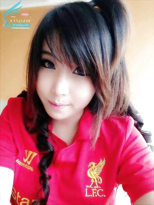 Free Amateur Self Shot In Football Shirts Thai photos