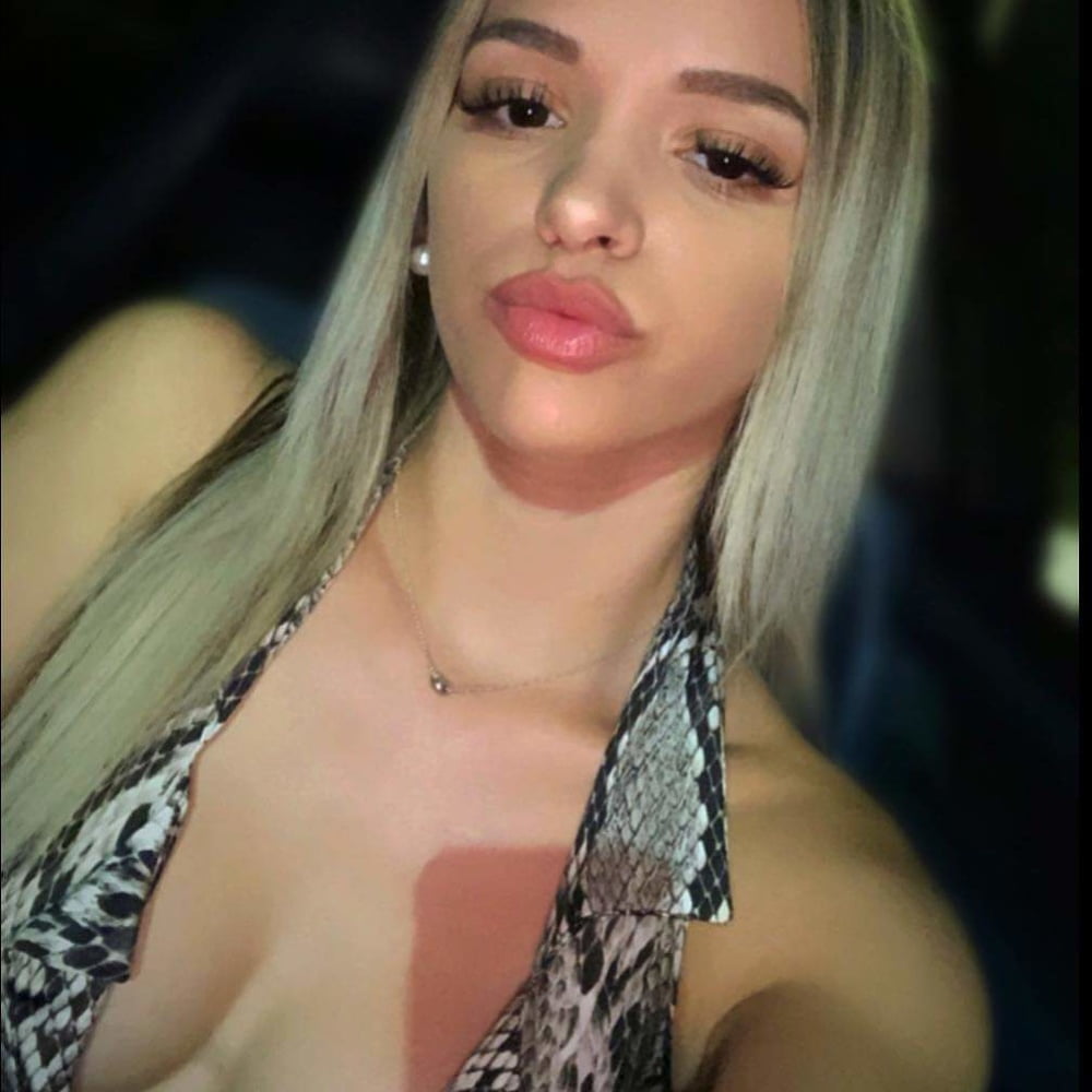 Free My Favorite CumSlut Teen photos