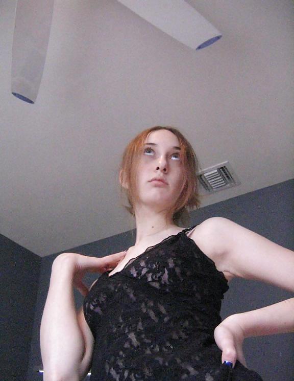 Free Elodie photos