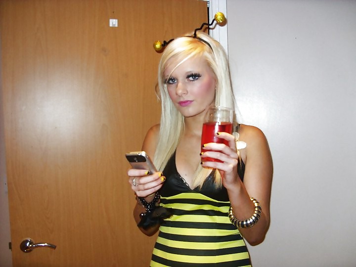 Free Guys, meet UK chav teen Kim photos