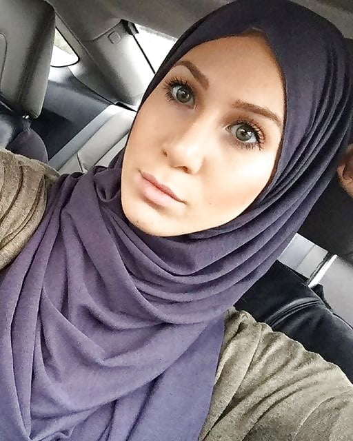 Free Horny hijabie girl - She need hard sex photos