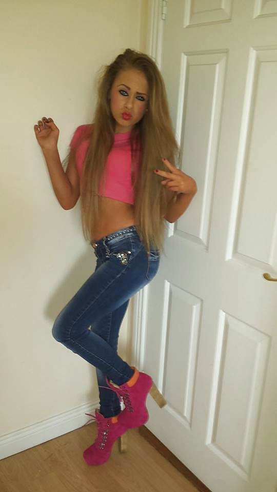 Free Chloe, irish slute photos