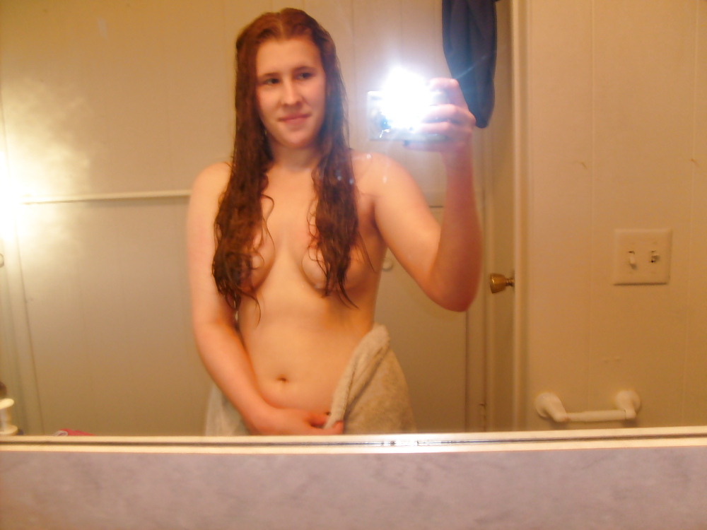 Free Amateur Self-Shots 2 photos