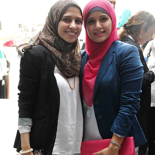 Free beautiful hijabi girl photos