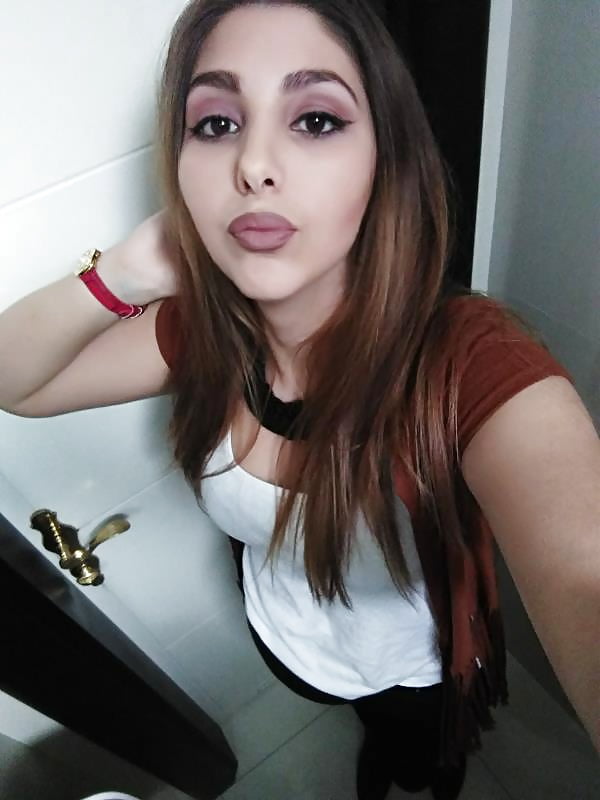 Free Aleksandra K. photos