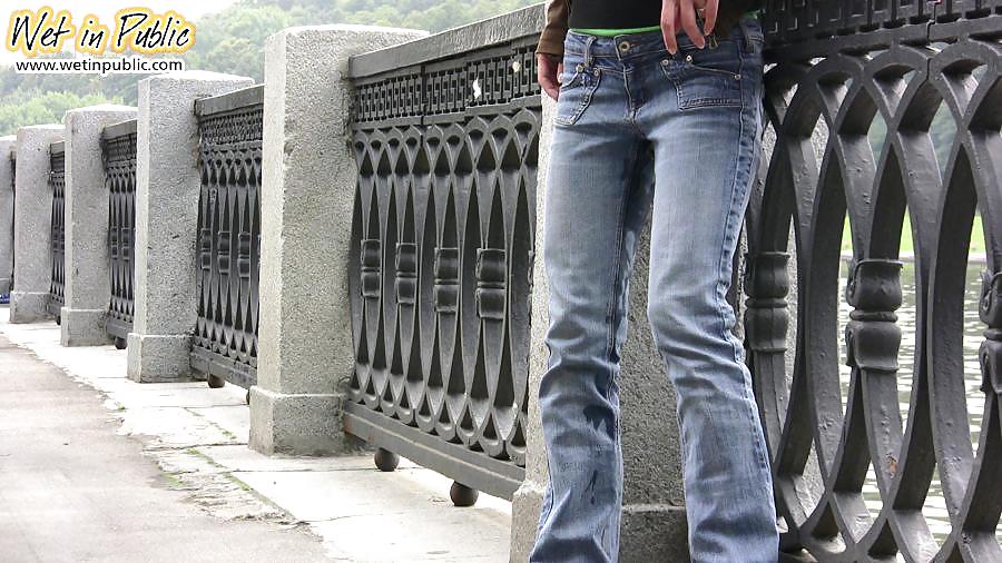 Free weting in the public photos