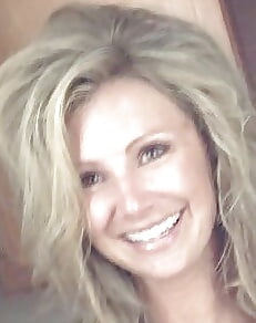Free hot mom 730 photos