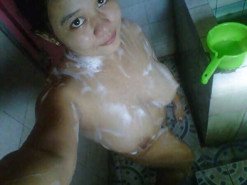 Free indonesia- cewek jilbaber selfie bugil photos