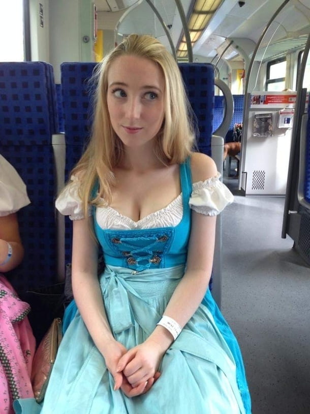 Dirndl Beauties - 91 Photos 