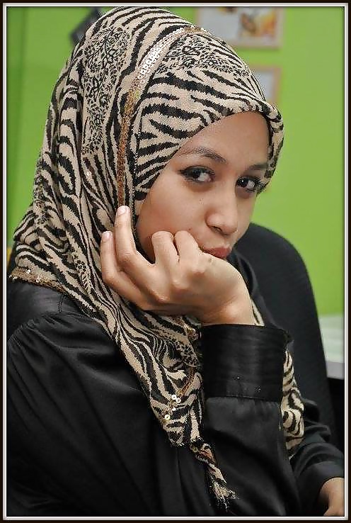 Free Facebook - Awek Melayu Bertudung photos