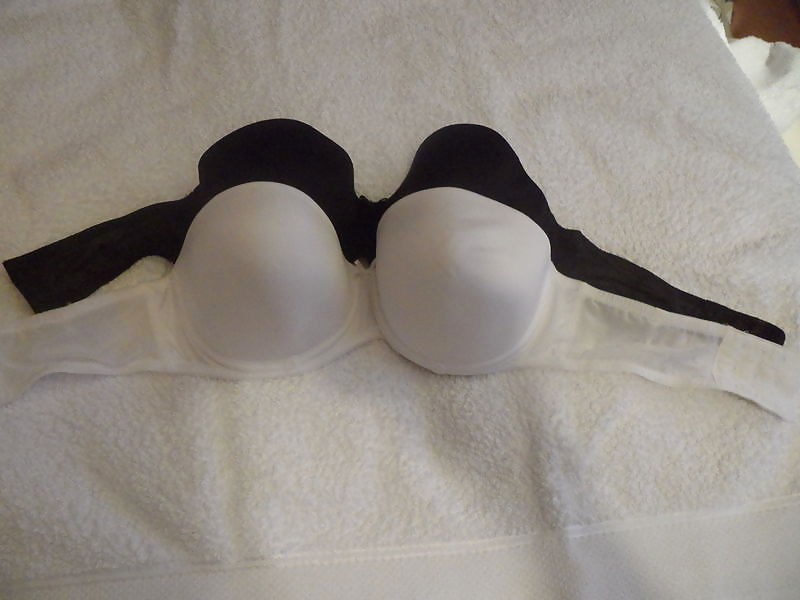 Free Bra shot photos