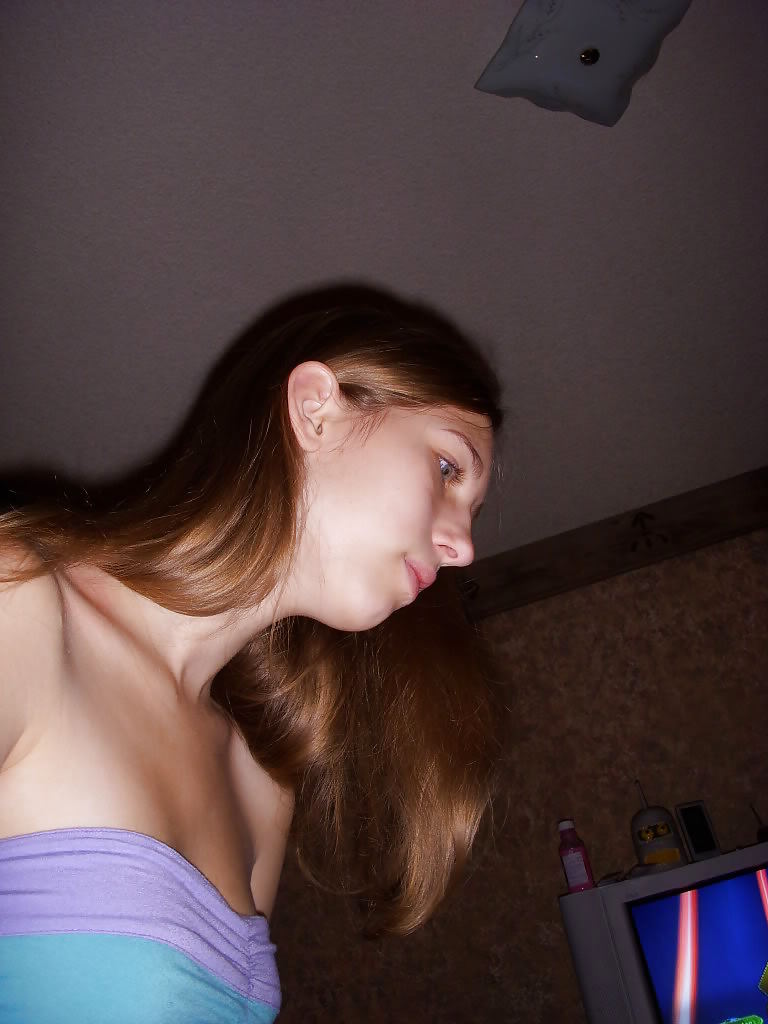 Free Amateur Teen photos