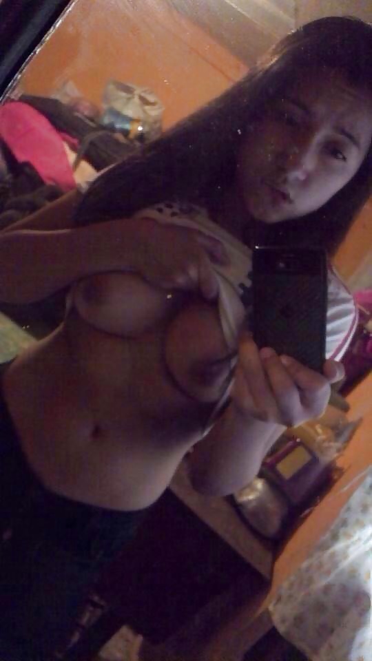 Free Latin Slut Teen photos