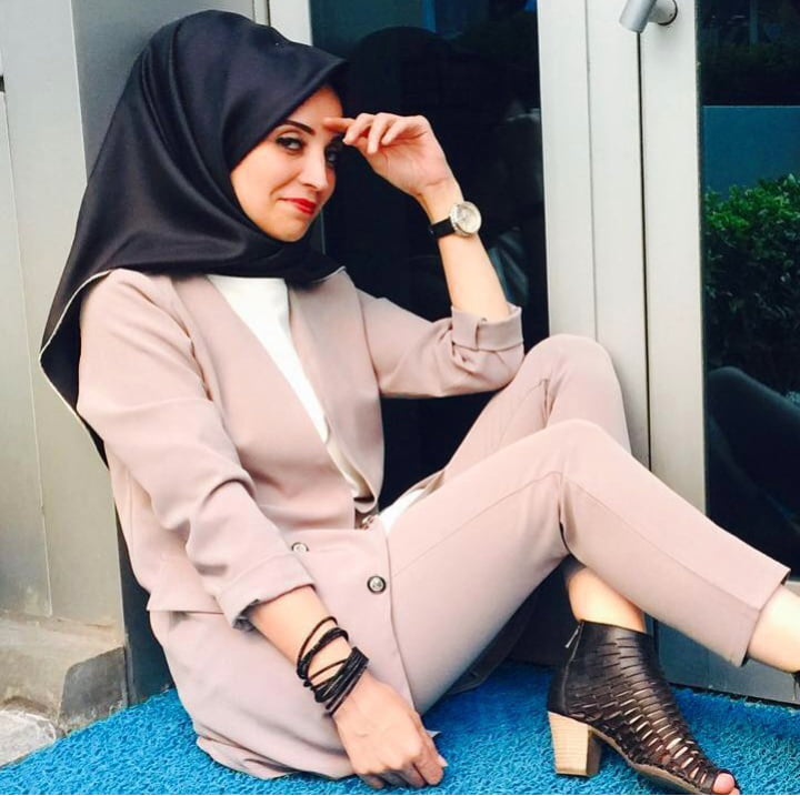 Twitter hijab bocil. В хиджабе +18. Хиджаб вип. Хиджаб 2020 hot. Туркиш хиджаб селфи.