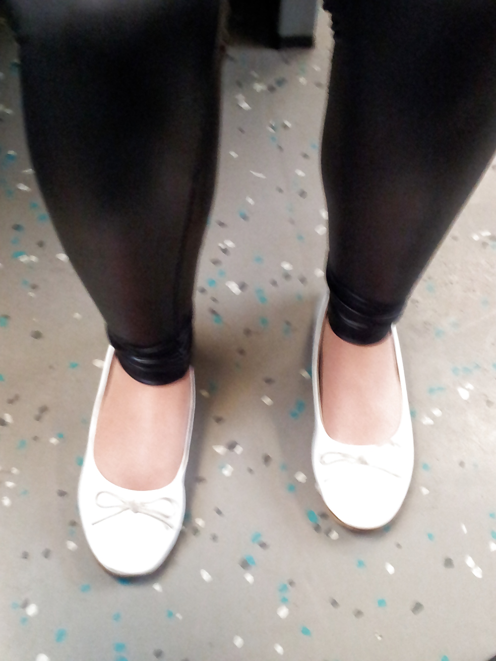 Free Wifes well worn stinky Ballerinas Flats shoes photos